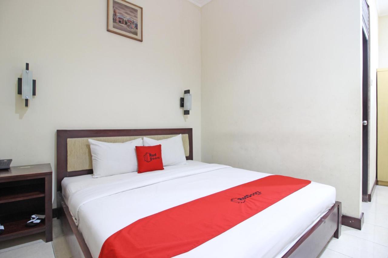Hotel Septia Jogyakarta Zewnętrze zdjęcie